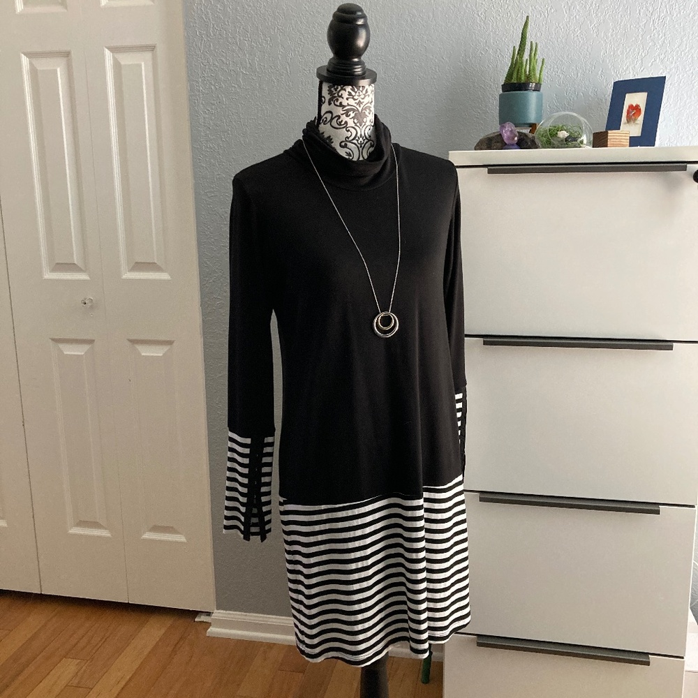 ANTHROPOLOGIE: TROUBLE AT THE MILL long sleeve drop waist mock neck dress. M